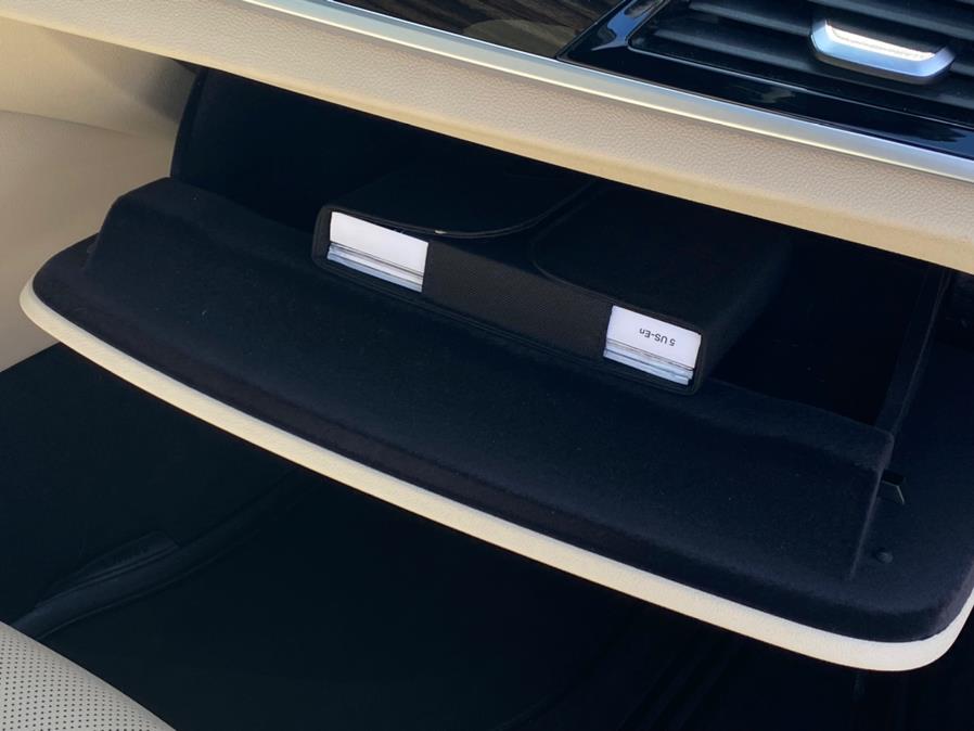 2021 BMW 5-Series 530i xDrive Sedan photo