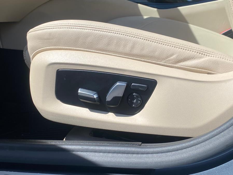 2021 BMW 5-Series 530i xDrive Sedan photo