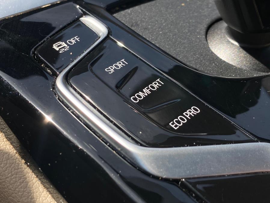 2021 BMW 5-Series 530i xDrive Sedan photo