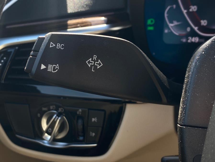 2021 BMW 5-Series 530i xDrive Sedan photo