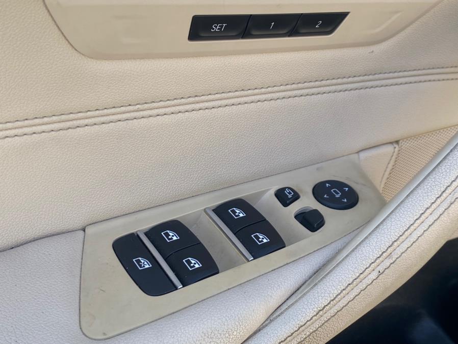 2021 BMW 5-Series 530i xDrive Sedan photo