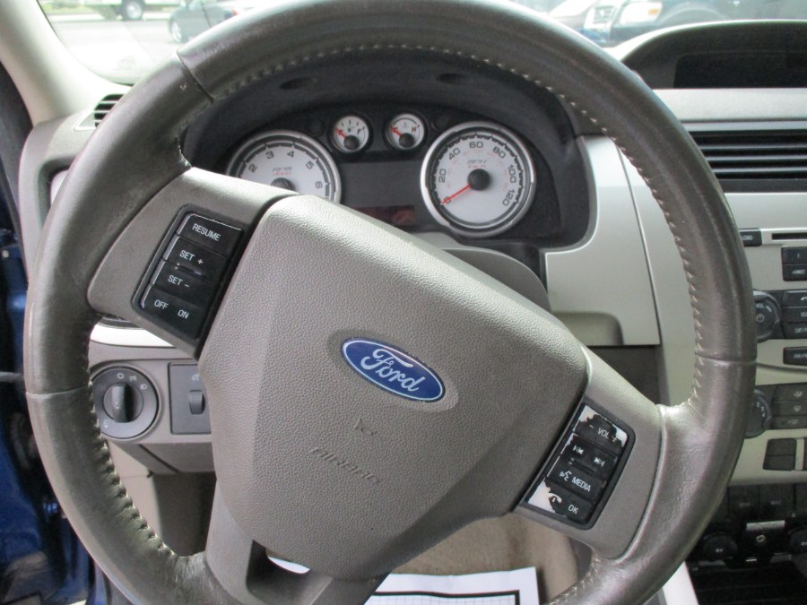 2008 Ford Focus SE photo