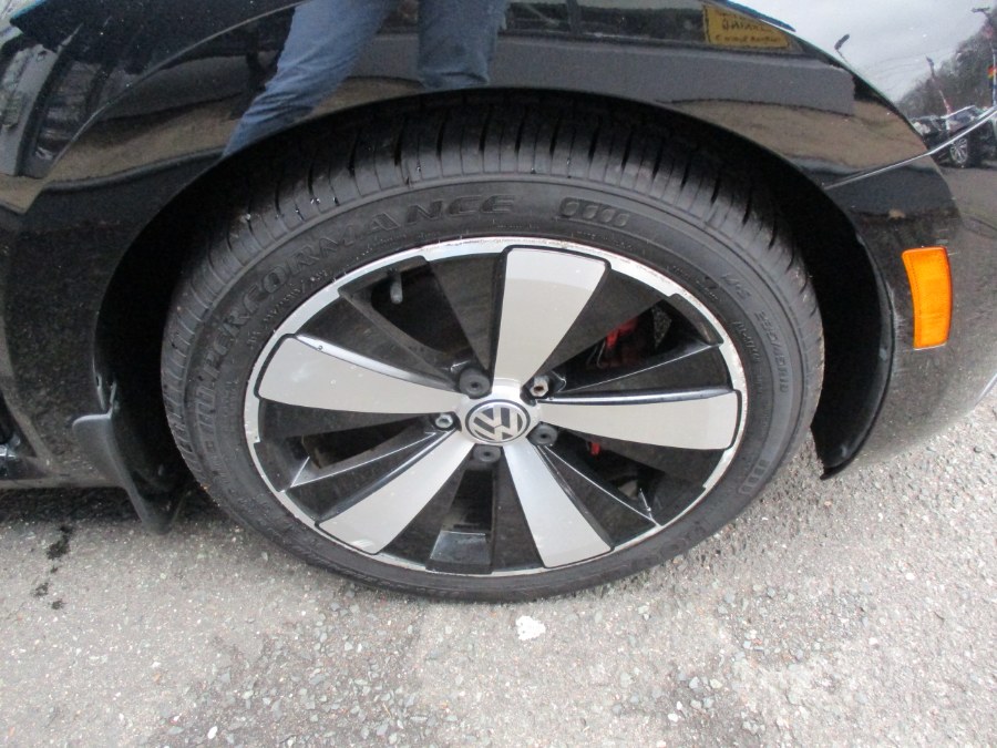 2014 Volkswagen Beetle R-Line PZEV photo