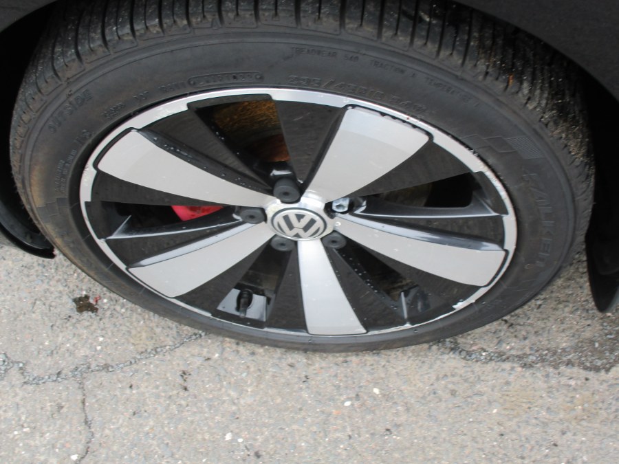 2014 Volkswagen Beetle R-Line PZEV photo