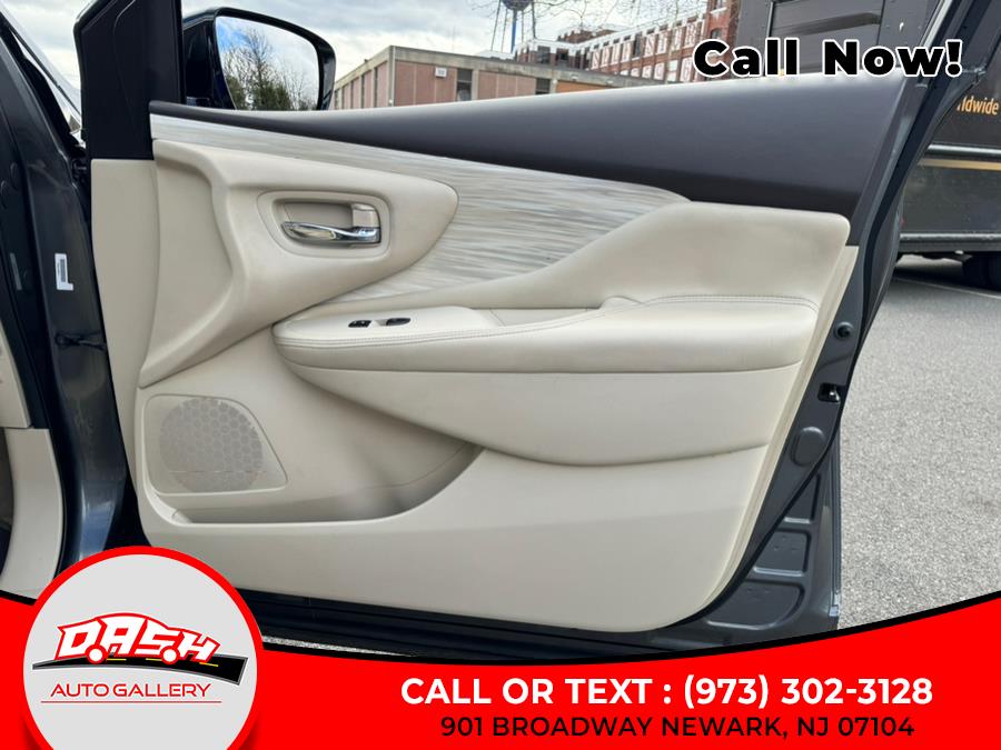 2015 Nissan Murano AWD 4dr Platinum photo