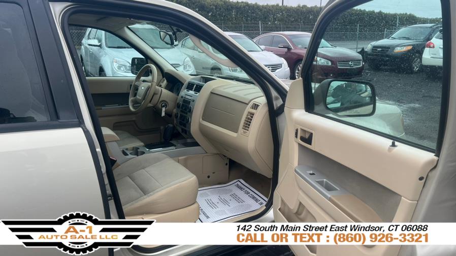 2011 Ford Escape XLT photo
