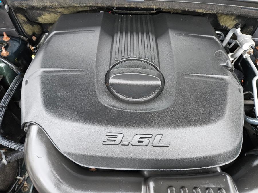 2011 Jeep Grand Cherokee Laredo photo