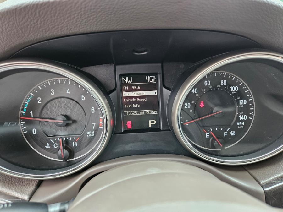 2011 Jeep Grand Cherokee Laredo photo