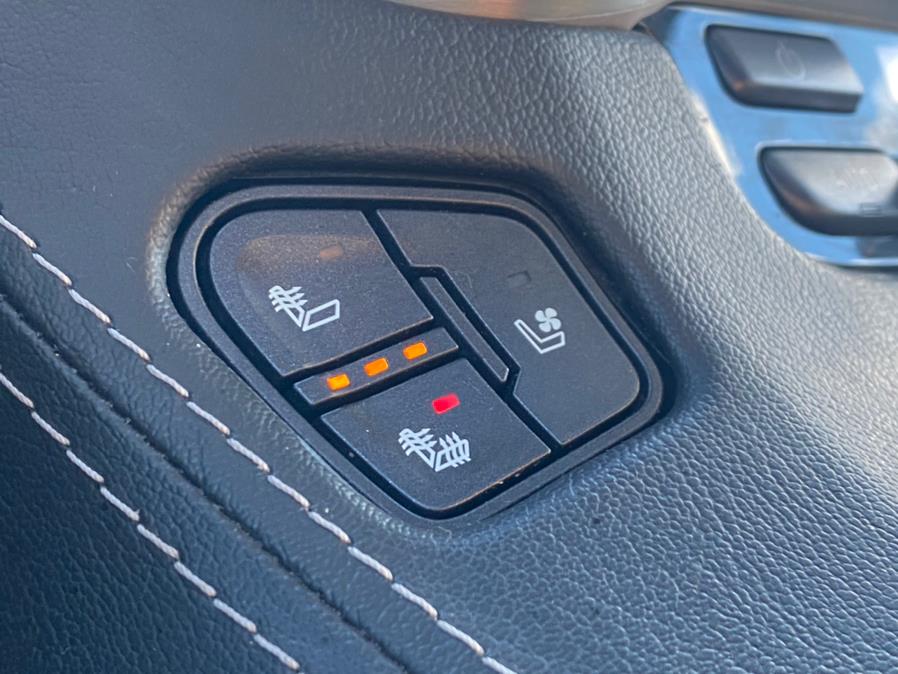 2019 GMC Yukon 4WD 4dr SLT photo