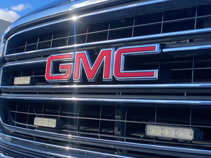 2019 GMC Yukon 4WD 4dr SLT photo