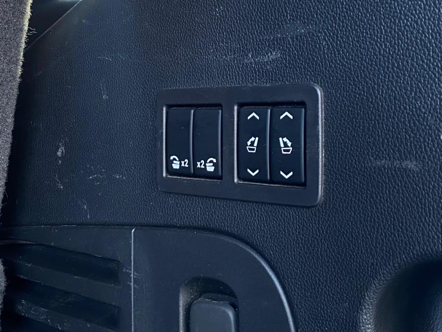 2019 GMC Yukon 4WD 4dr SLT photo