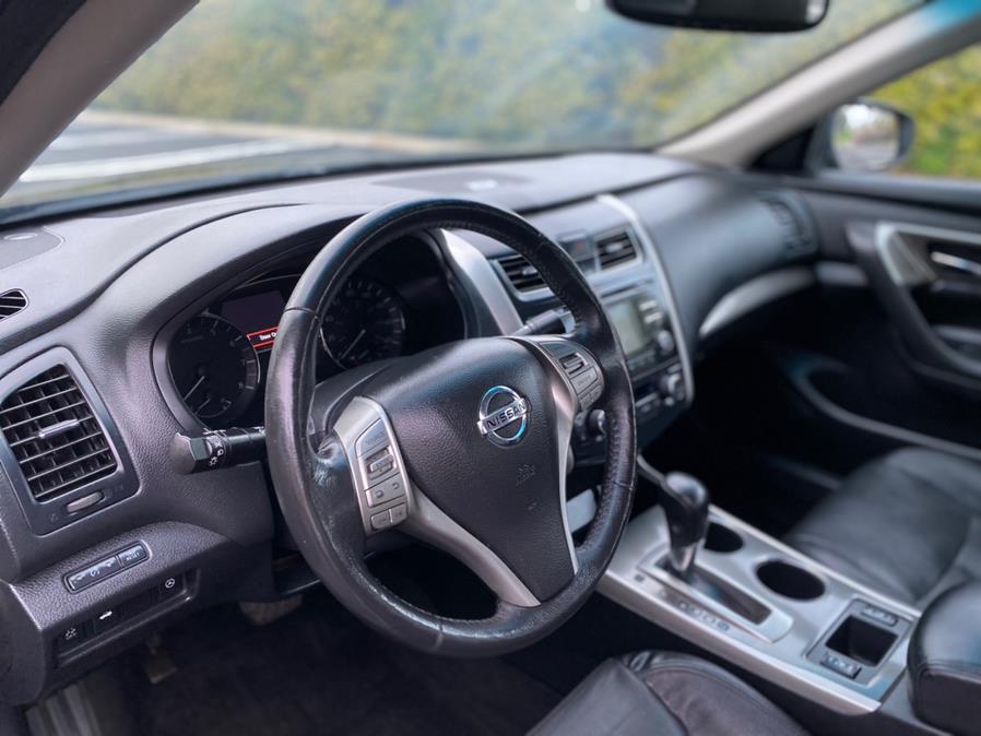 2015 Nissan Altima 4dr Sdn I4 2.5 SL photo