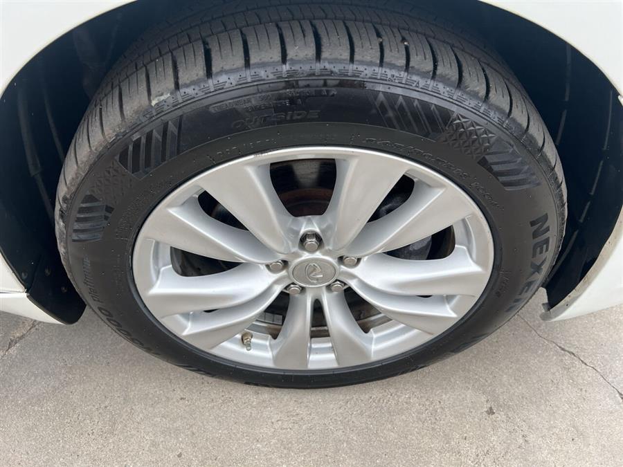 2011 Infiniti M37 x photo