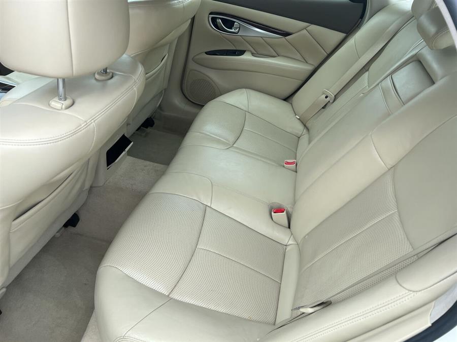 2011 Infiniti M37 x photo