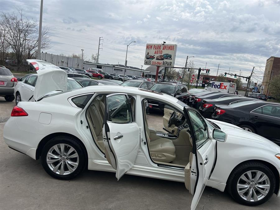2011 Infiniti M37 x photo