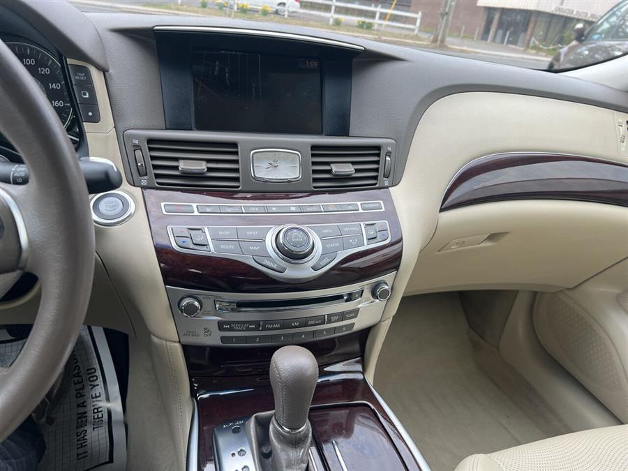 2011 Infiniti M37 x photo