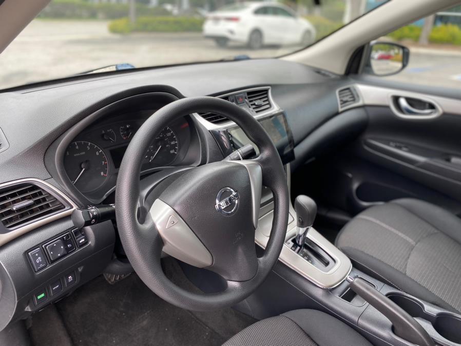 2014 Nissan Sentra S photo
