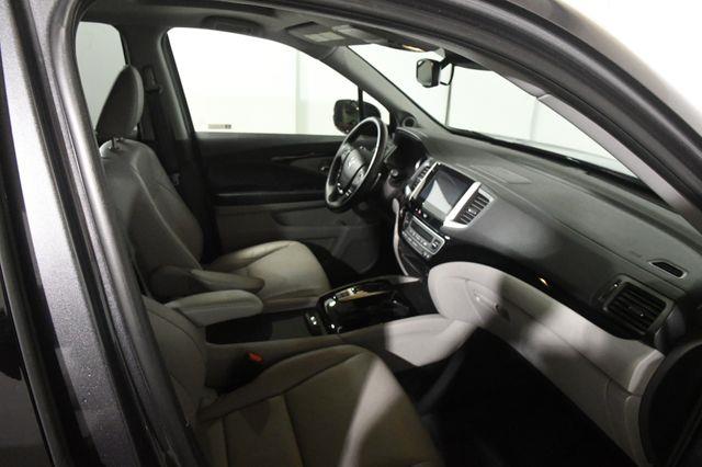 2020 Honda Ridgeline RTL-E photo