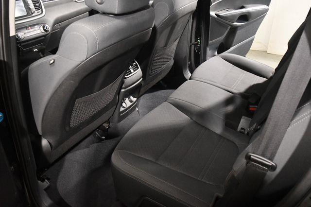2020 Kia Sorento LX V6 w/ 3rd Row photo