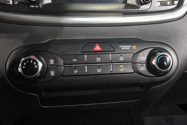 2020 Kia Sorento LX V6 w/ 3rd Row photo