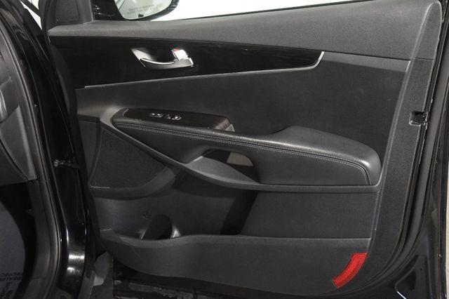 2020 Kia Sorento LX V6 w/ 3rd Row photo