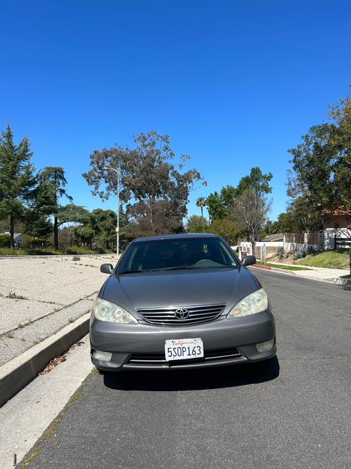 2005 Toyota Camry XLE V6 photo
