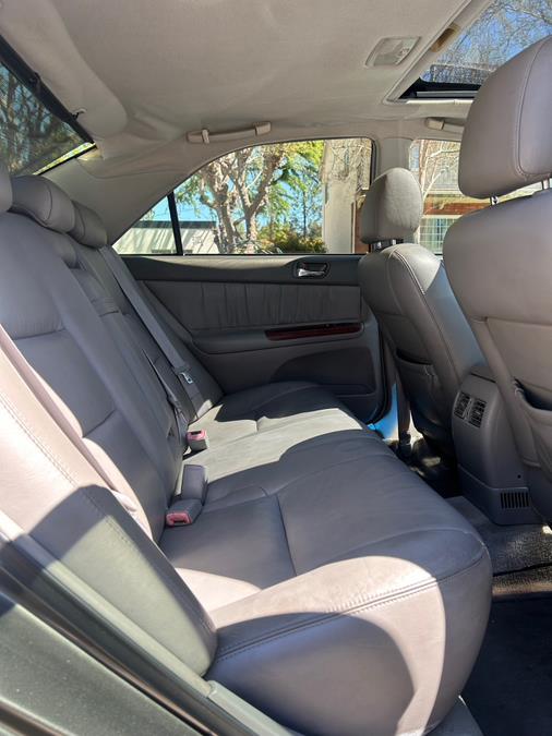 2005 Toyota Camry XLE V6 photo