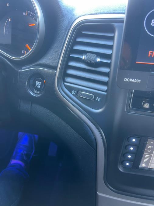 2015 Jeep Grand Cherokee 4WD 4dr Altitude photo