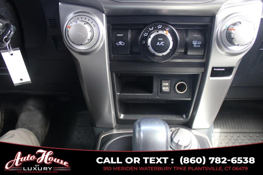 2018 Toyota 4Runner SR5 4WD (Natl) photo