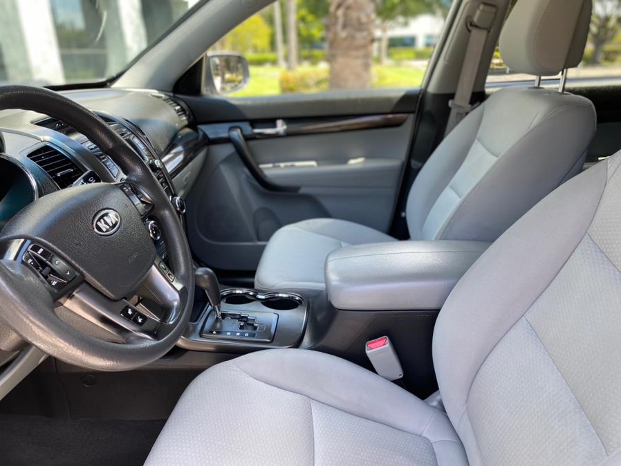 2013 Kia Sorento LX photo