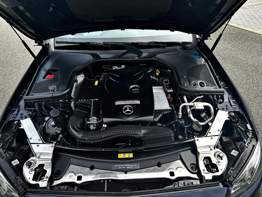 2017 Mercedes-Benz E-Class E 300 Luxury 4MATIC Sedan photo