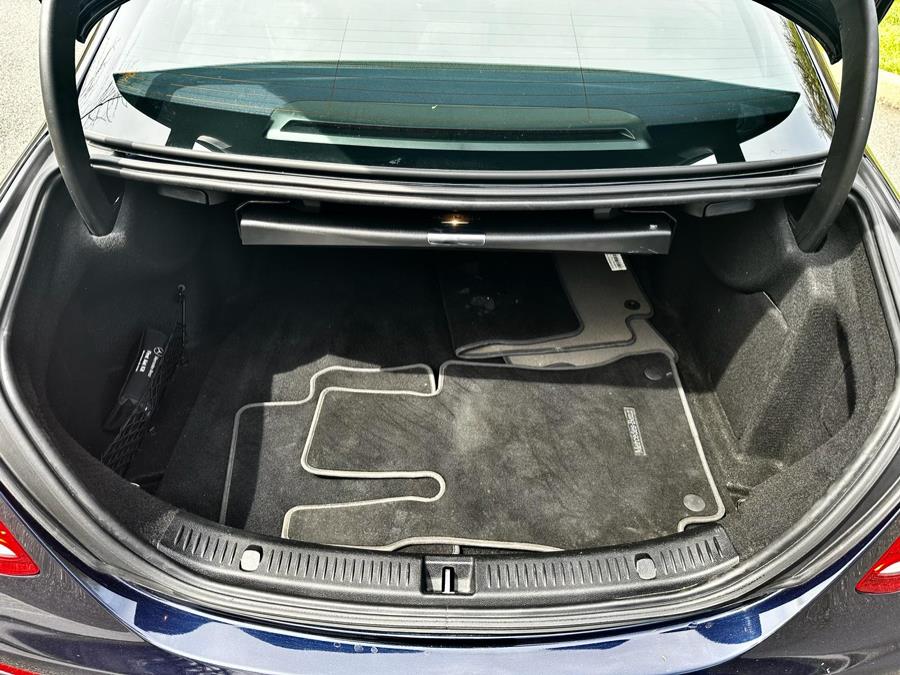 2017 Mercedes-Benz E-Class E 300 Luxury 4MATIC Sedan photo