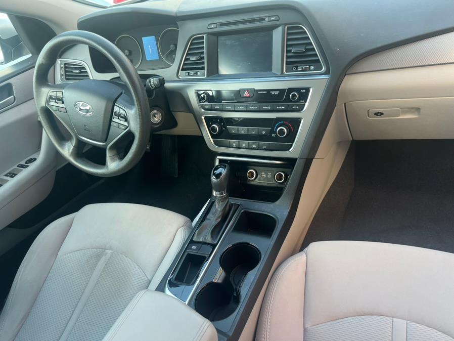 2016 Hyundai Sonata 4dr Sdn 2.4L SE photo