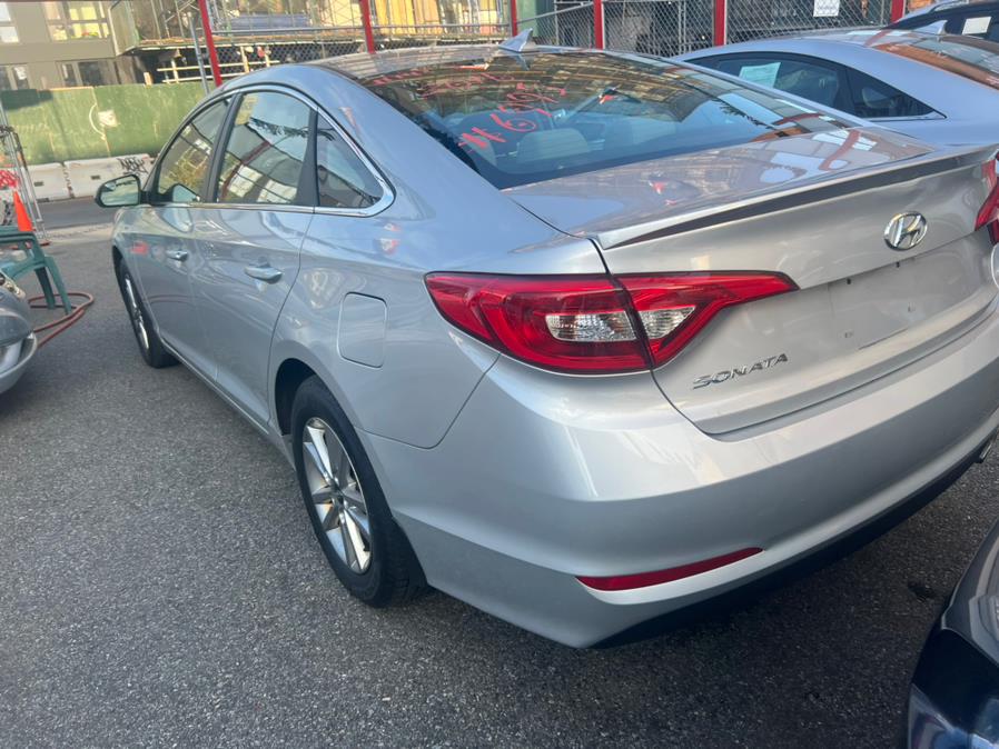 2016 Hyundai Sonata 4dr Sdn 2.4L SE photo