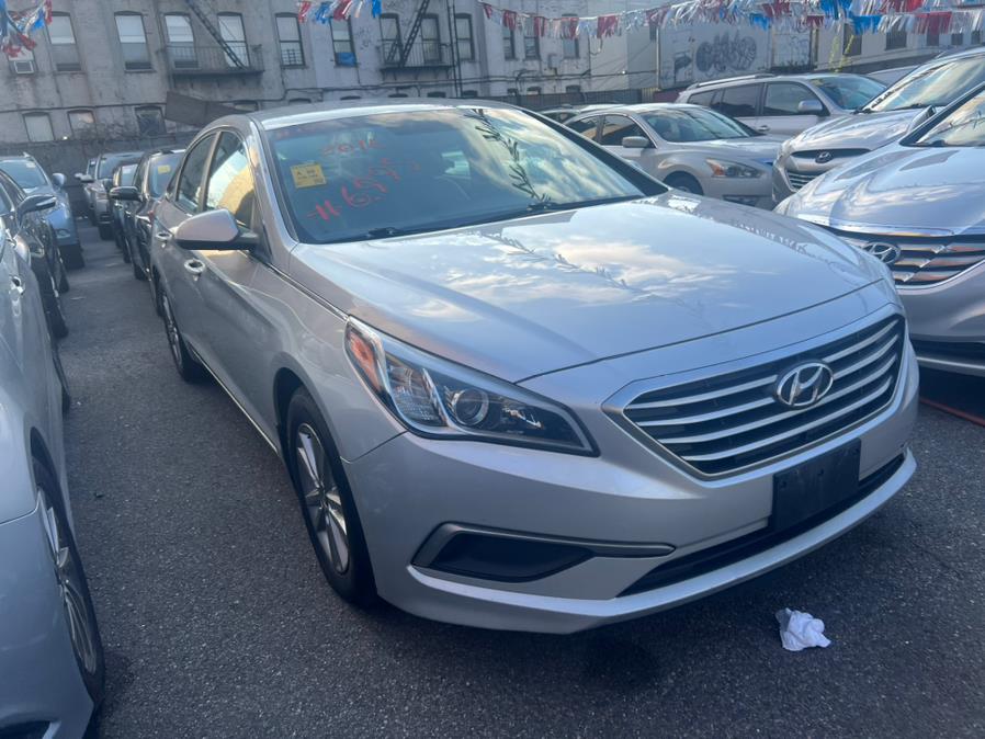 2016 Hyundai Sonata 4dr Sdn 2.4L SE photo