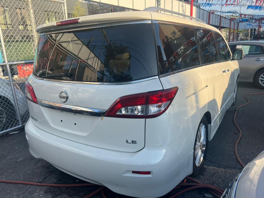 2011 Nissan Quest 3.5 S photo