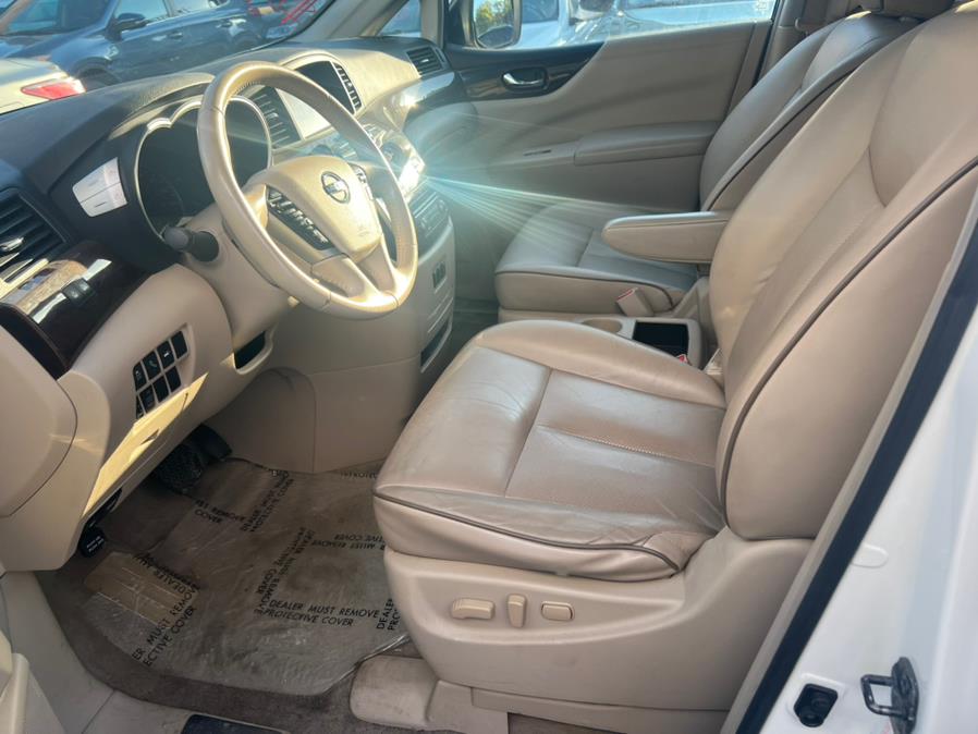 2011 Nissan Quest 3.5 S photo