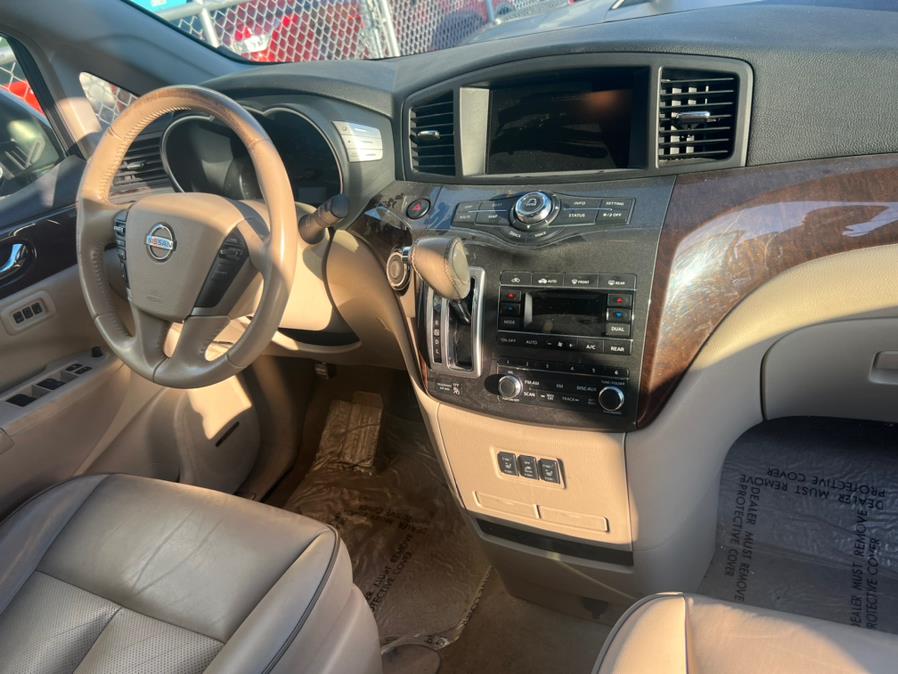 2011 Nissan Quest 3.5 S photo