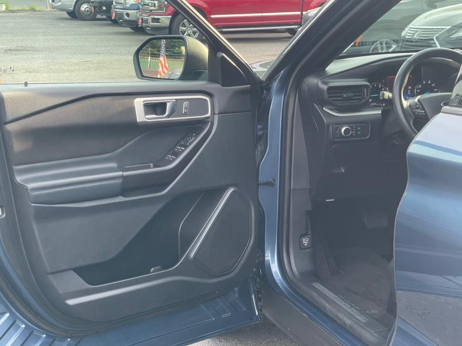 2020 Ford Explorer XLT 4WD photo