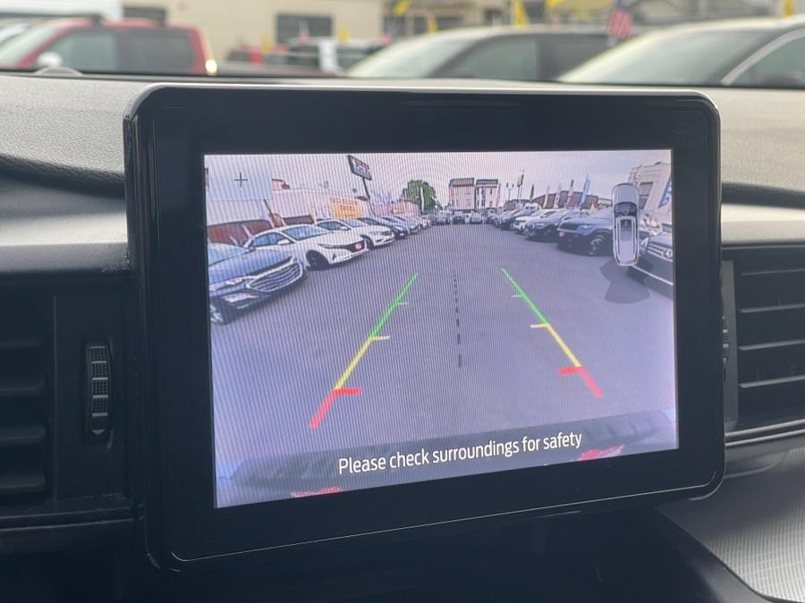 2020 Ford Explorer XLT 4WD photo