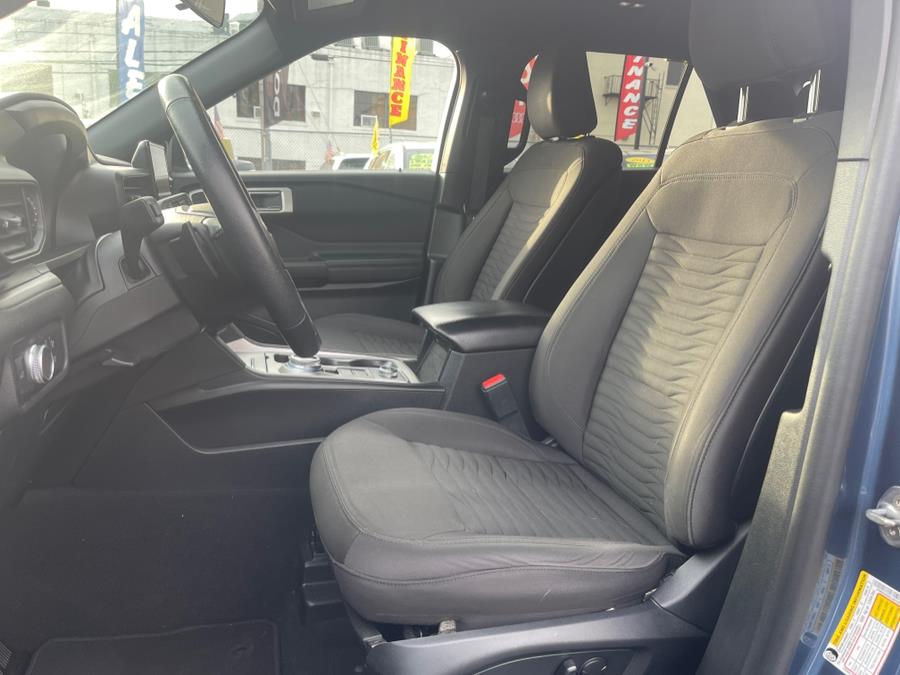 2020 Ford Explorer XLT 4WD photo