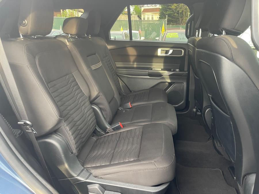 2020 Ford Explorer XLT 4WD photo