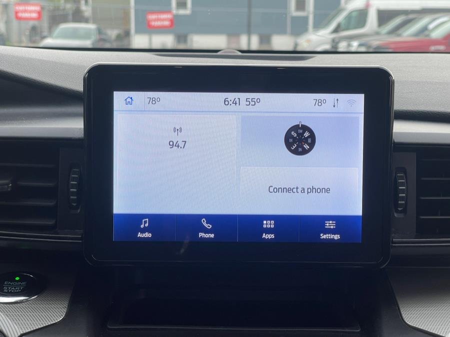 2020 Ford Explorer XLT 4WD photo