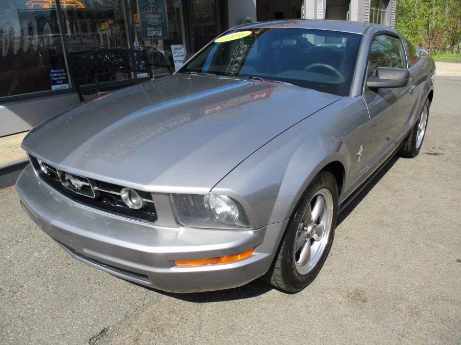 2006 Ford Mustang V6 Standard photo