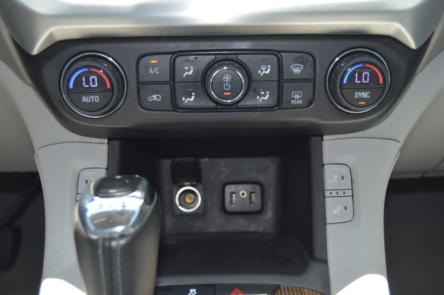 2017 GMC Acadia FWD 4dr SLE w/SLE-2 photo