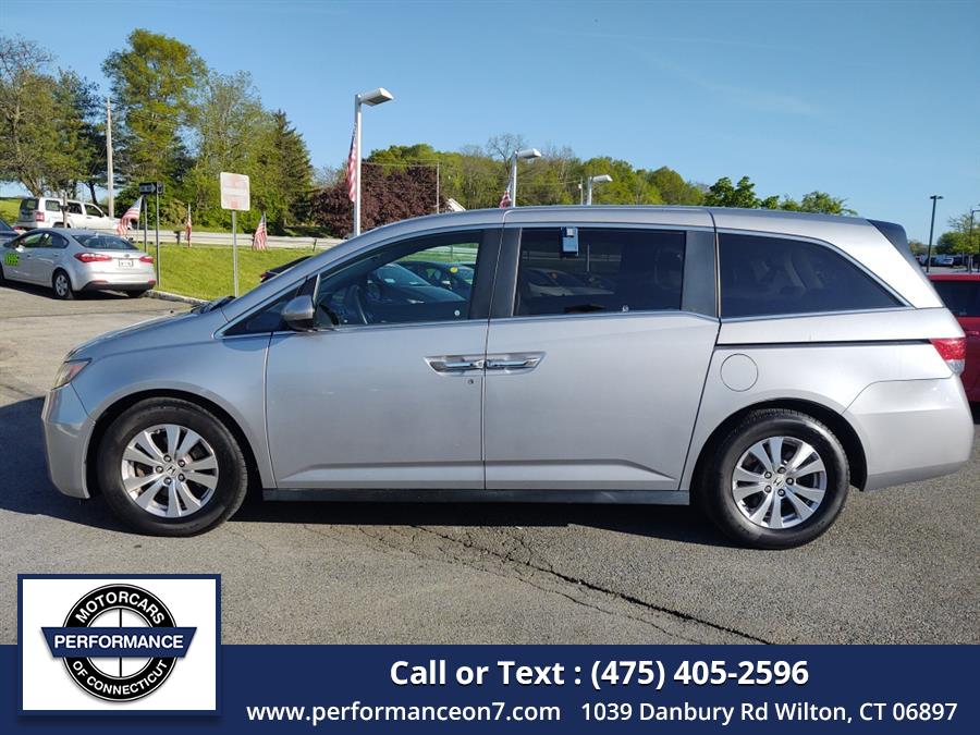 2016 Honda Odyssey 5dr SE photo