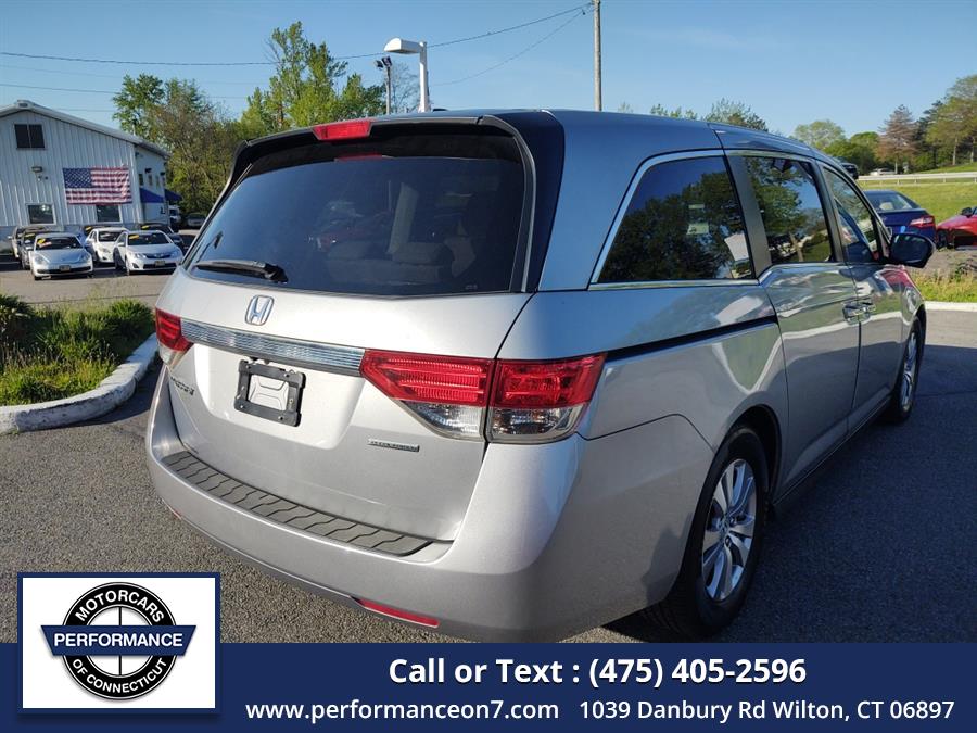 2016 Honda Odyssey 5dr SE photo
