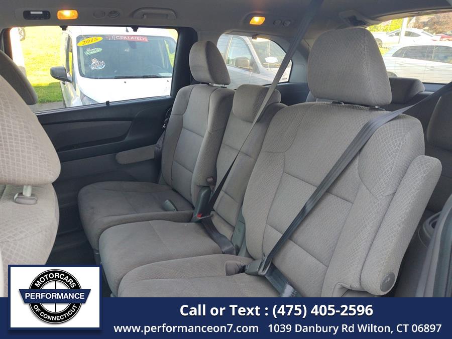 2016 Honda Odyssey 5dr SE photo