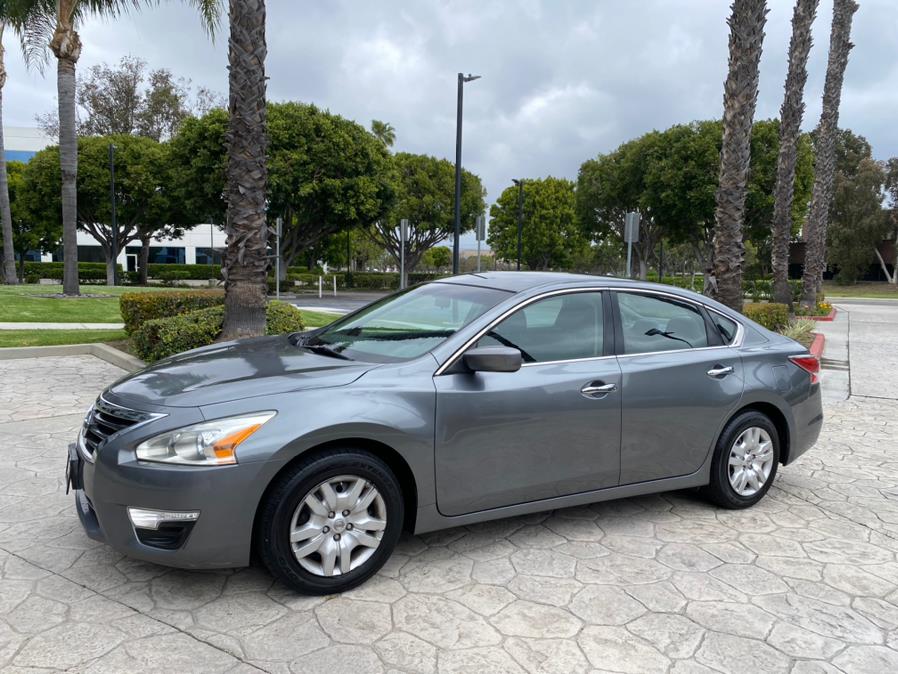 2014 Nissan Altima 2.5 photo