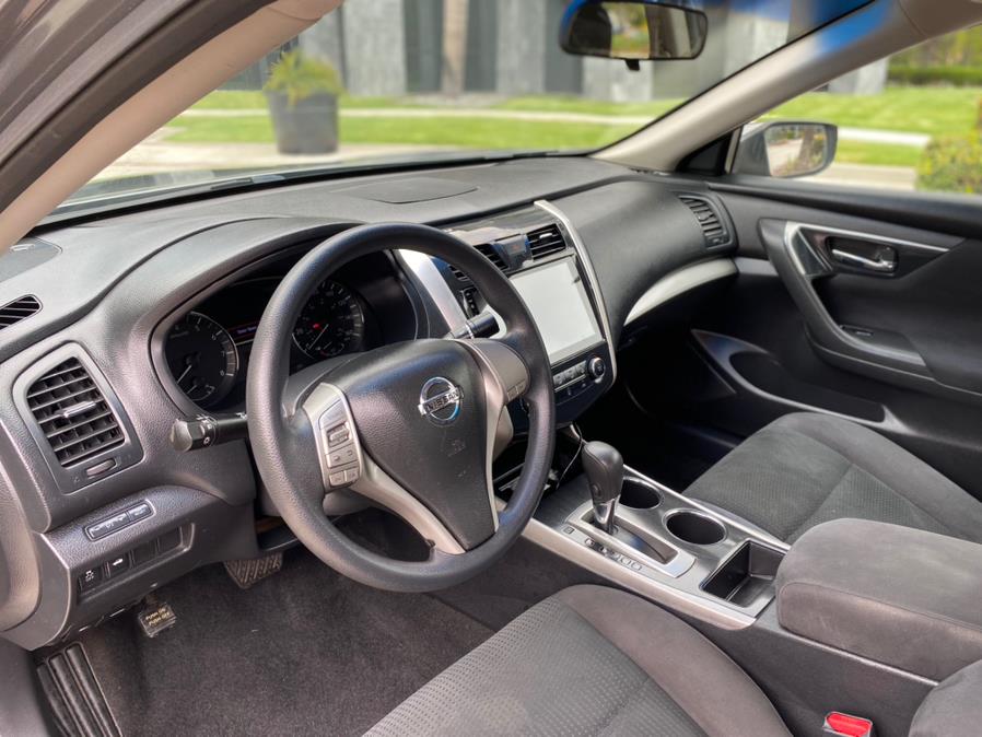 2014 Nissan Altima 2.5 photo